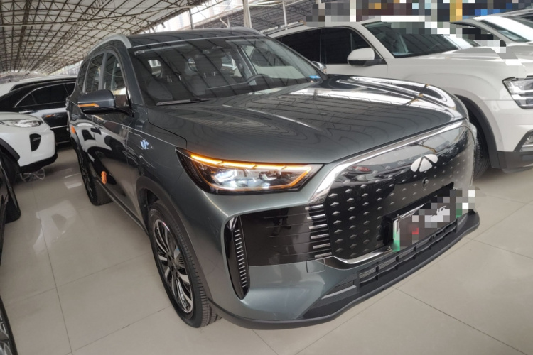 奇瑞 风云T8 2025款 1.5T 130km 舒适版5座车身外观3