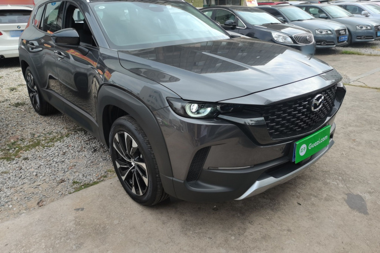 马自达CX-50行也 2023款 2.5L 智行版车身外观3
