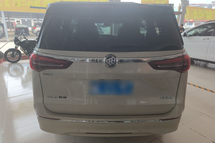 别克GL8 2021款 ES陆尊 653T 豪华型车身外观6