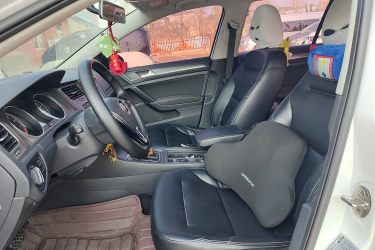 大众 高尔夫 2016款 230TSI 自动舒适型中控内饰19