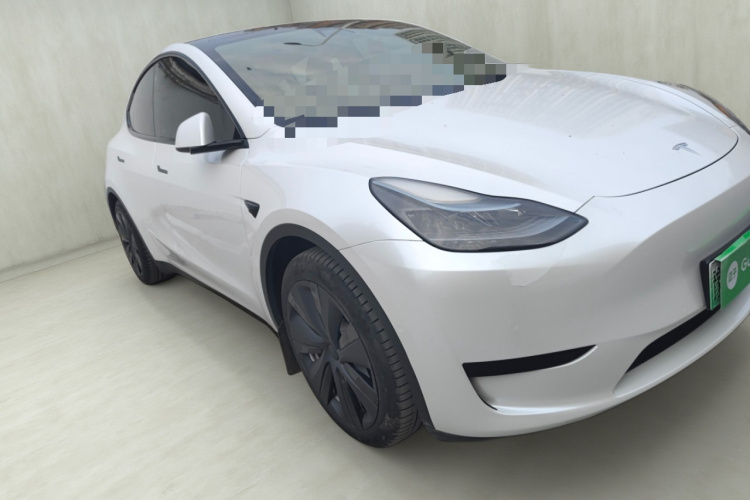 特斯拉 Model Y 2022款 改款 后轮驱动版车身外观3