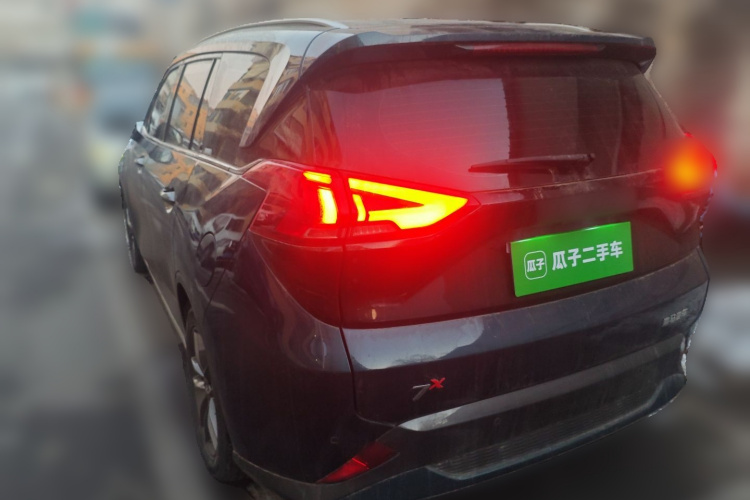 海马7X 2020款 1.6TGDI 自动豪华型车身外观5