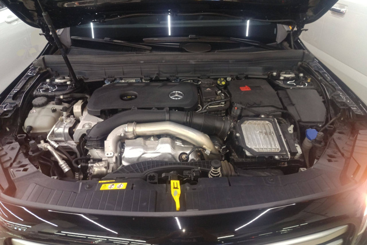 奔驰GLB 2024款 GLB 220 时尚型局部细节24