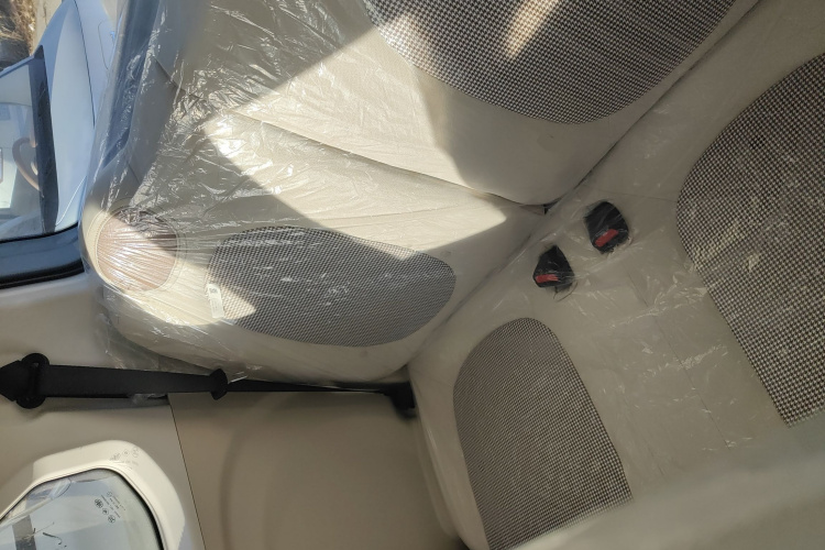 奔腾小马 2026款 222km 萌趣马 Plus中控内饰21