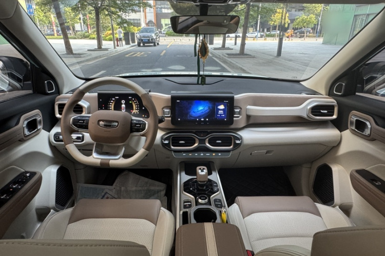 吉利汽车 吉利icon 2020款 1.5TD i5中控内饰7004