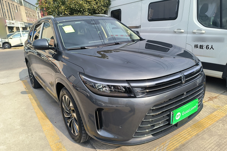 鸿蒙智行 问界M7 2024款 1.5T 后驱Plus版 5座车身外观3