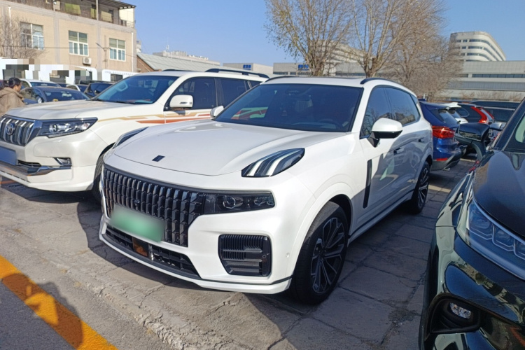 领克09 EM-P 2023款 2.0TD EM-P 远航版PM 七座车身外观1