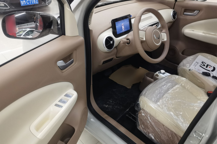 五菱汽车 宏光MINIEV 2025款 四门版 进阶款中控内饰20