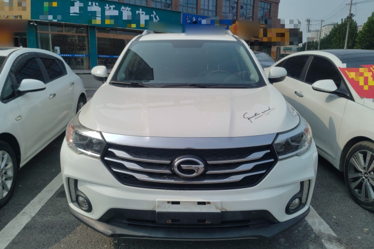 广汽传祺 传祺GS4 2016款 235T G-DCT豪华版车身外观2