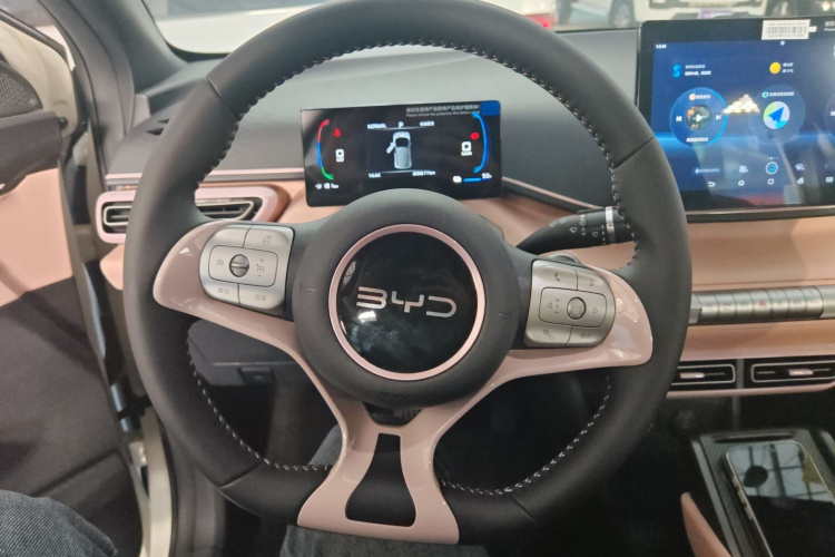 比亚迪 海鸥 2025款 305km 自由版中控内饰13