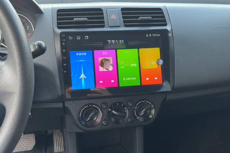 铃木 雨燕 2016款 1.5L 自动时尚型酷玩版局部细节16