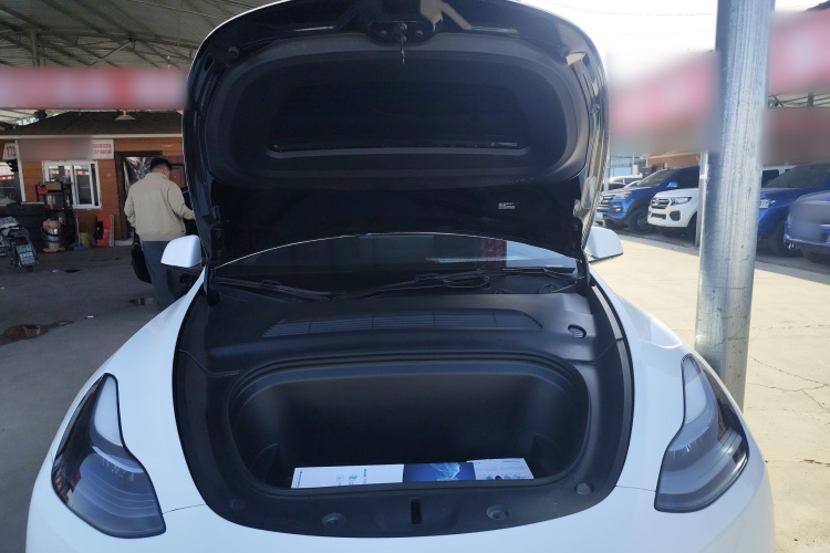 特斯拉 Model Y 2023款 长续航全轮驱动版机舱底盘24