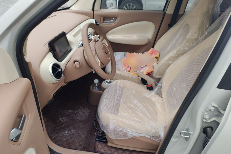 五菱汽车 宏光MINIEV 2025款 四门版 进阶款中控内饰20