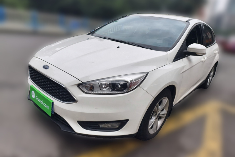 福特 福克斯 2017款 两厢 1.6L 手动舒适型智行版车身外观1