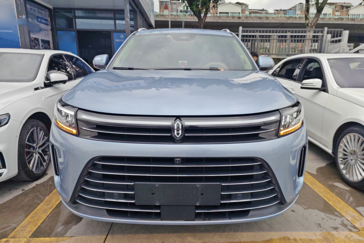 鸿蒙智行 问界M7 2024款 1.5T 后驱Plus版 5座车身外观2