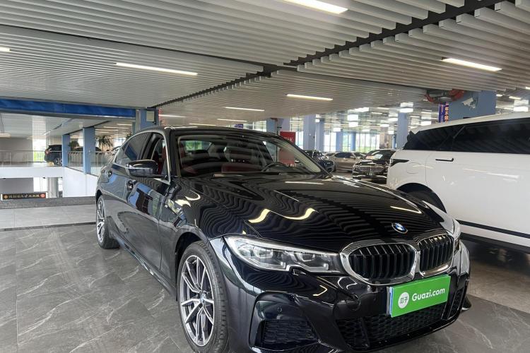 宝马3系 2022款 改款 320Li M运动套装车身外观6002