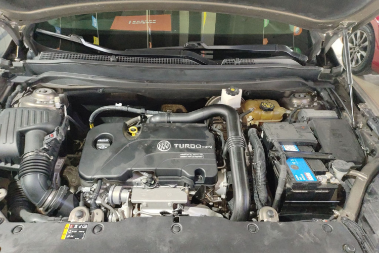 别克 昂科威 2019款 20T 两驱精英型 国V机舱底盘24