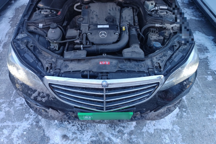 奔驰E级 2014款 E 260 L 运动型局部细节24