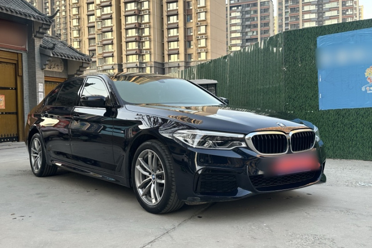 宝马5系 2019款 改款 525Li M运动套装车身外观6002