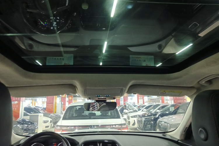 捷豹F-PACE 2020款 2.0T 都市尊享版中控内饰22