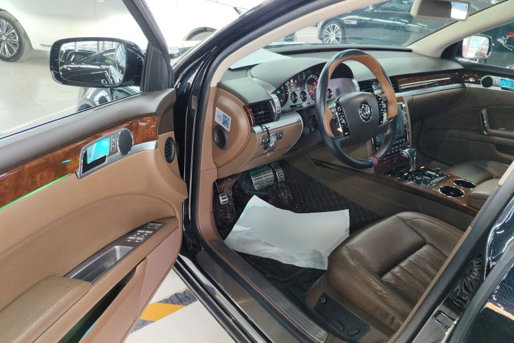 大众 辉腾 2015款 3.0L 智享版中控内饰7003