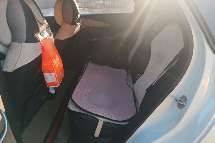 比亚迪 海豚 2023款 420km 时尚版中控内饰21