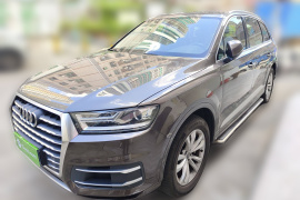 奥迪Q7 2016款 40 TFSI 舒适型