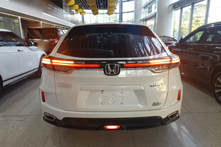 本田UR-V 2020款 240TURBO 两驱致悦版车身外观6