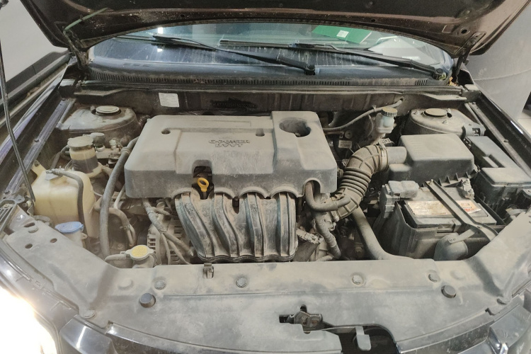 吉利汽车 帝豪 2016款 两厢RS 1.5L 手动向上版机舱底盘24