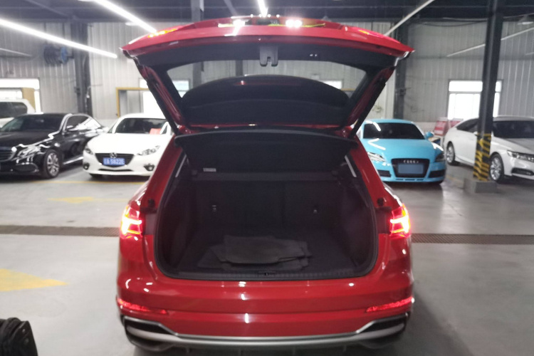 奥迪Q3 2020款 35 TFSI 时尚动感型中控内饰23