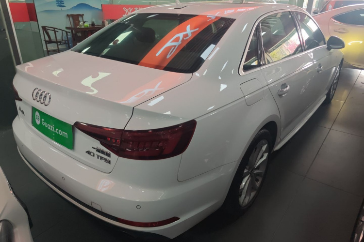 奥迪A4L 2018款 30周年年型 40 TFSI 时尚型车身外观6005