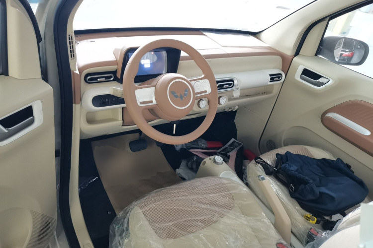 五菱汽车 宏光MINIEV 2024款 第三代 215km 青春版中控内饰12