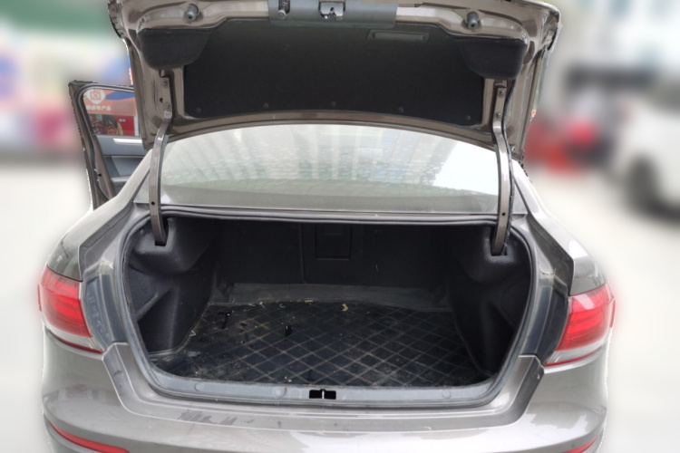 观致3 2014款 三厢 1.6L 自动致悦型中控内饰23