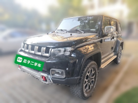 北京越野 北京BJ40 2020款 2.0T 自动四驱城市猎人版至尊型