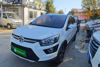 北京汽车 绅宝X25 2015款 1.5L 自动精英型