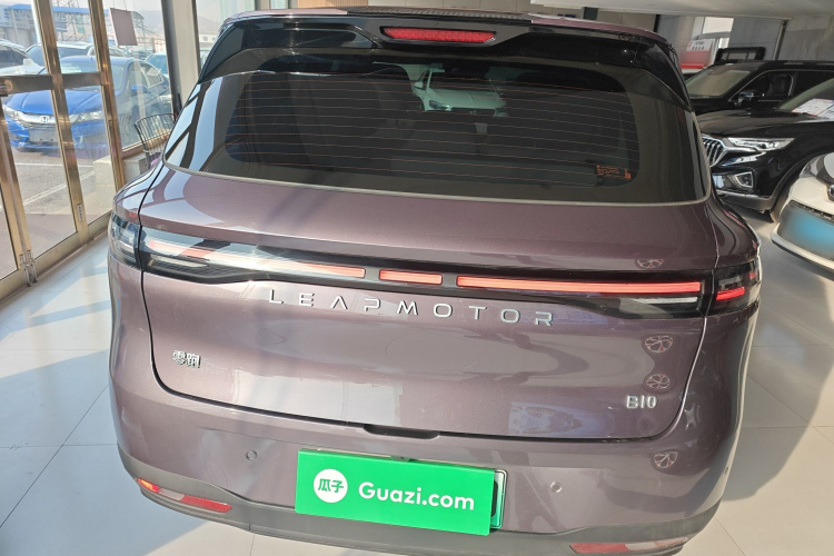 零跑汽车 零跑B10 2025款 510悦享版车身外观6