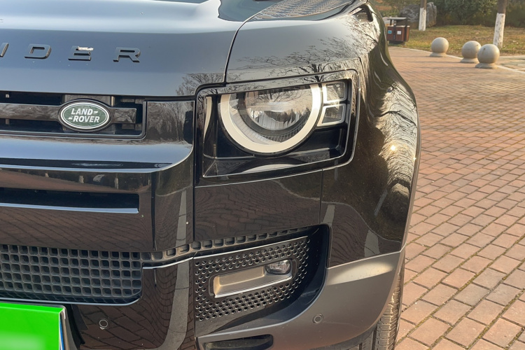 路虎卫士 2024款 90 2.0T P300 S局部细节36