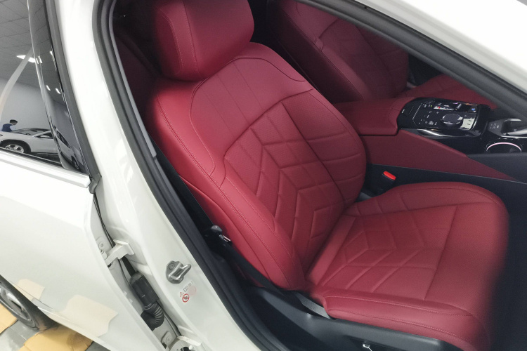 宝马i5 2024款 eDrive 35L  豪华套装局部细节41