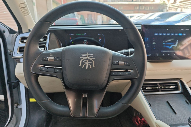 比亚迪 秦L 2024款 DM-i 80KM领先型局部细节13