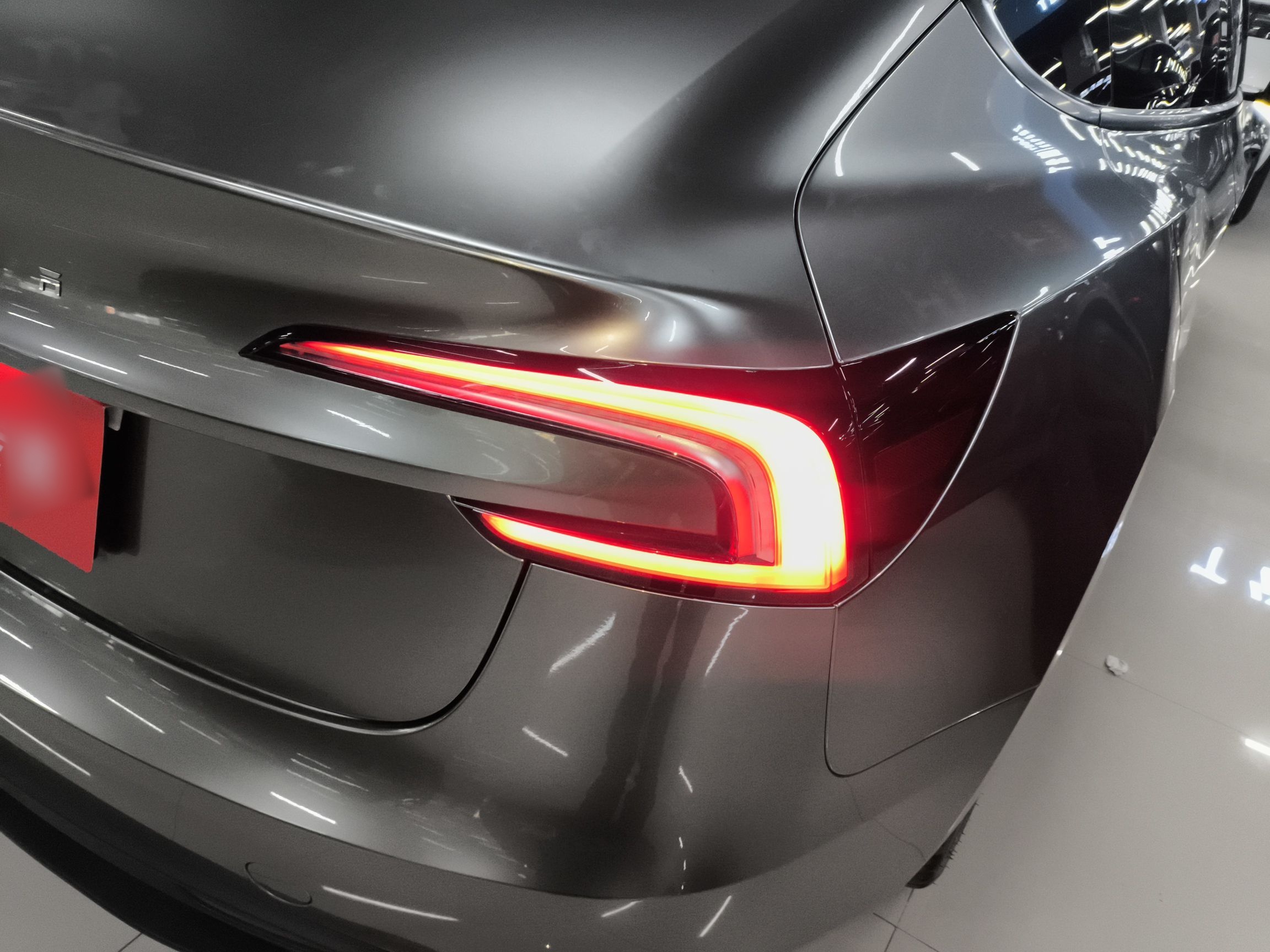 特斯拉 Model 3 2023款 长续航全轮驱动版