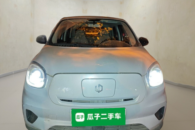 零跑汽车 零跑T03 2023款 200轻享版车身外观2