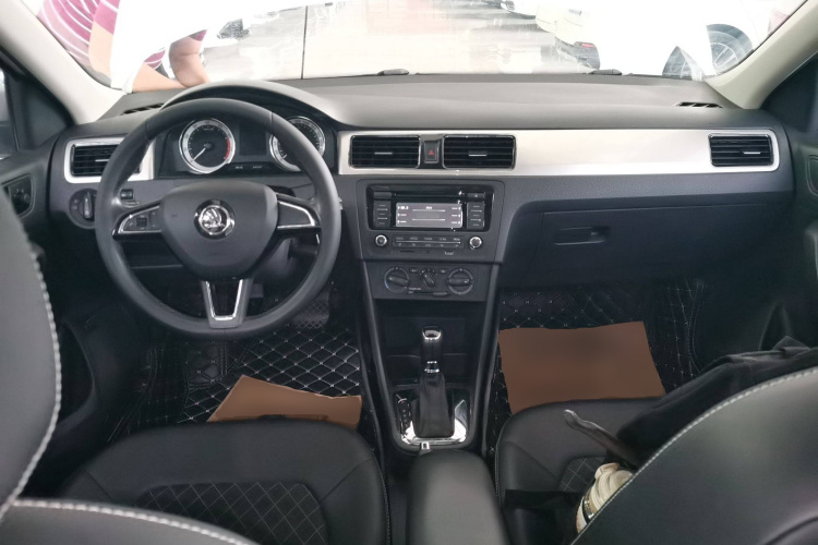 斯柯达 昕锐 2019款 1.5L 自动舒适版 国V中控内饰12