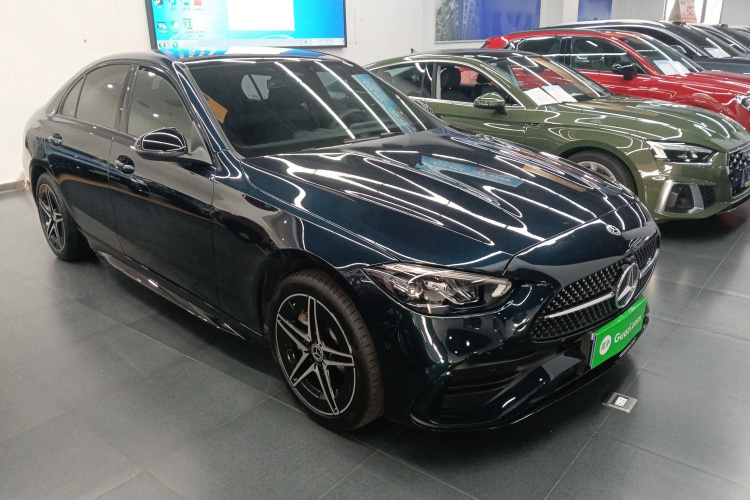 奔驰C级 2023款 改款二 C 260 L 皓夜运动版车身外观3