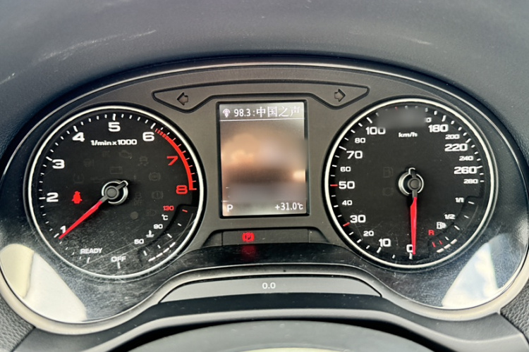 奥迪Q2L 2018款 35 TFSI 时尚致雅型 国V局部细节14