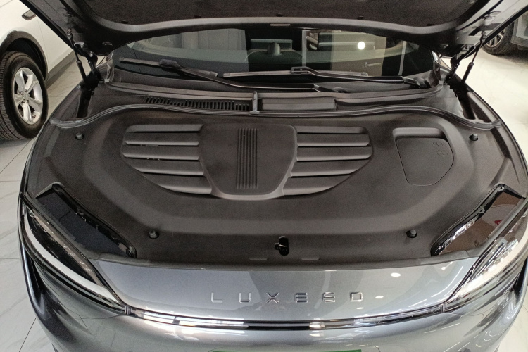 鸿蒙智行 智界R7 2025款 增程 251km Max局部细节24