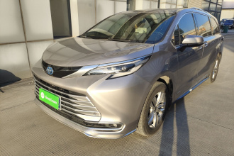 丰田 赛那SIENNA 2021款 2.5L混动 铂金版