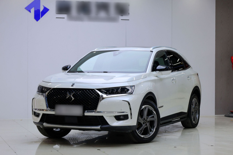 DS 7 2018款 45THP 歌剧院版车身外观6007