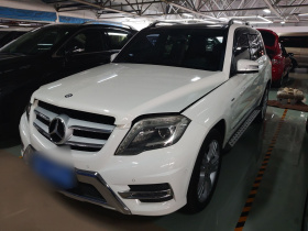 奔驰GLK级 2015款 GLK 260 4MATIC 动感型 极致版