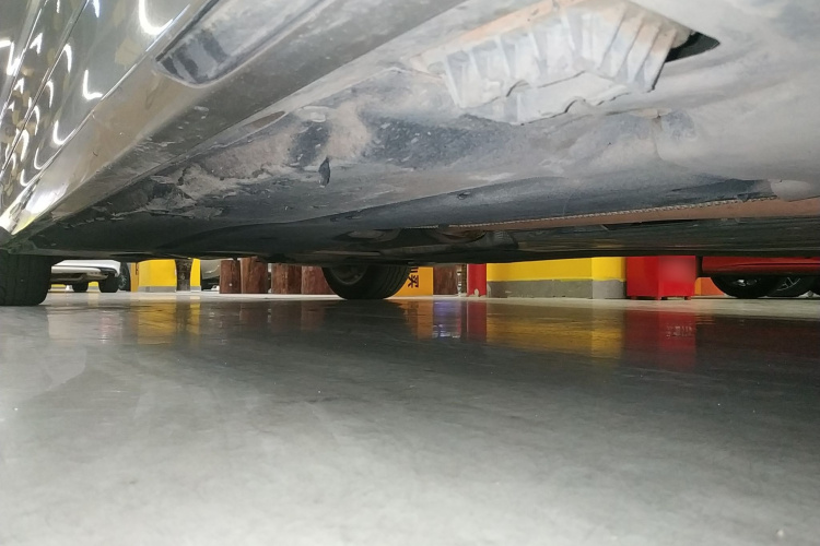 宝马5系 2019款 改款 525Li 豪华套装局部细节9001