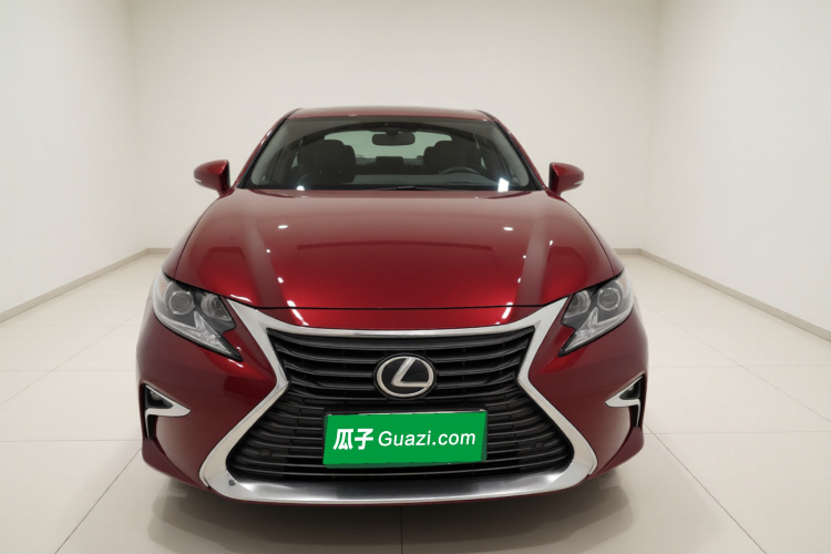 雷克萨斯ES 2015款 250 典雅版车身外观2